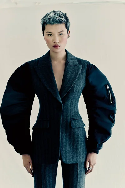 Look 12